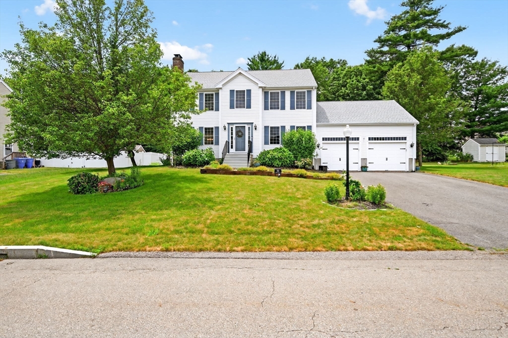 215 Powhattan Dr