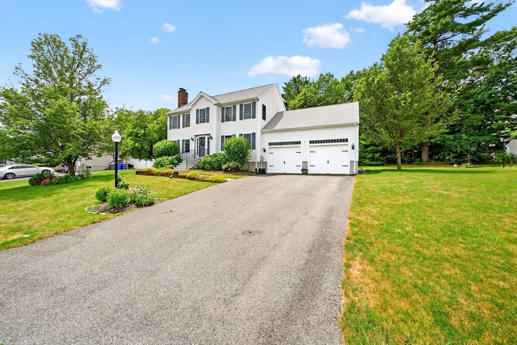 215 Powhattan Dr