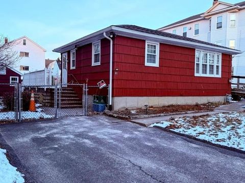 Photo of 41 Andover St, Worcester, MA 01606 (MLS # 73462431)