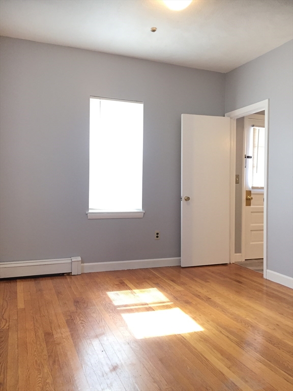 Photo of 318 Granite St, Quincy, MA