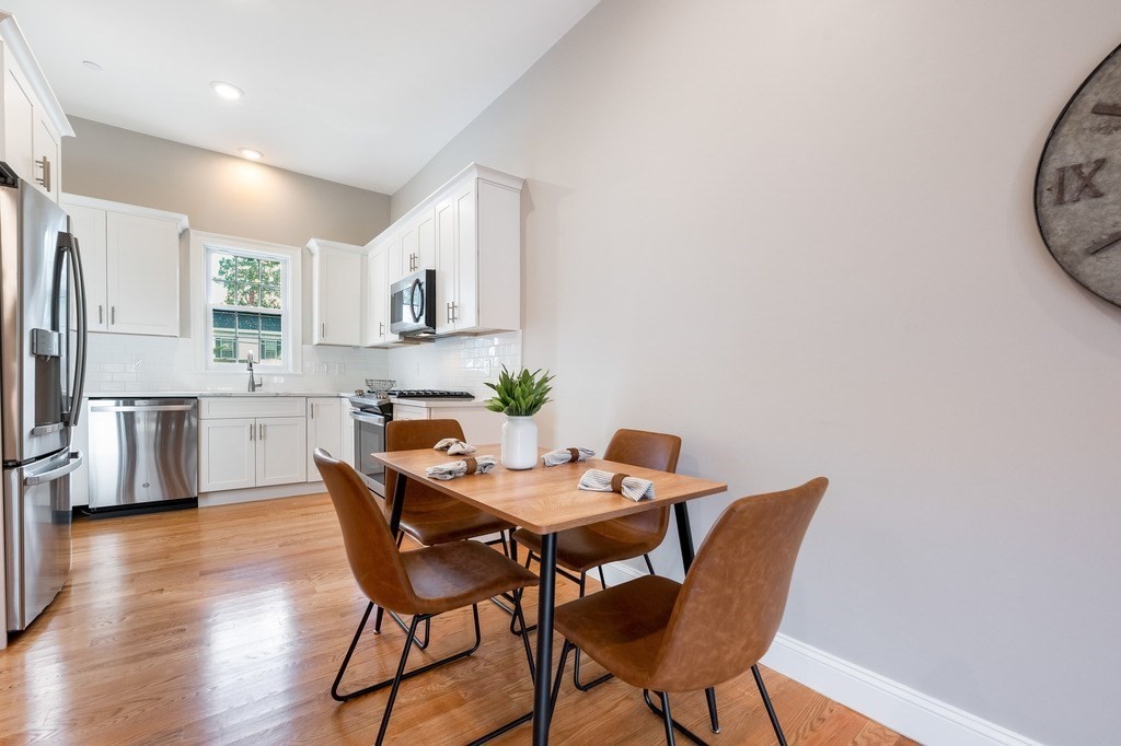 Photo 5 of 24 of 25 Conant St 1 condo