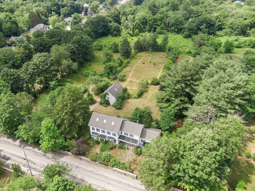 245 Elm St