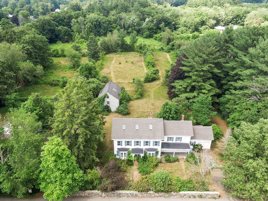 245 Elm St