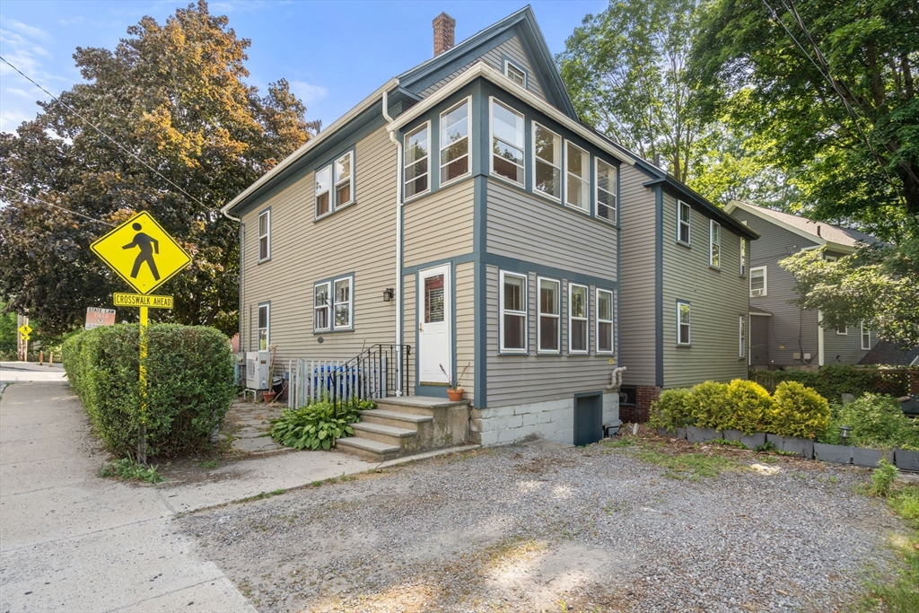 42-44 Walnut Street