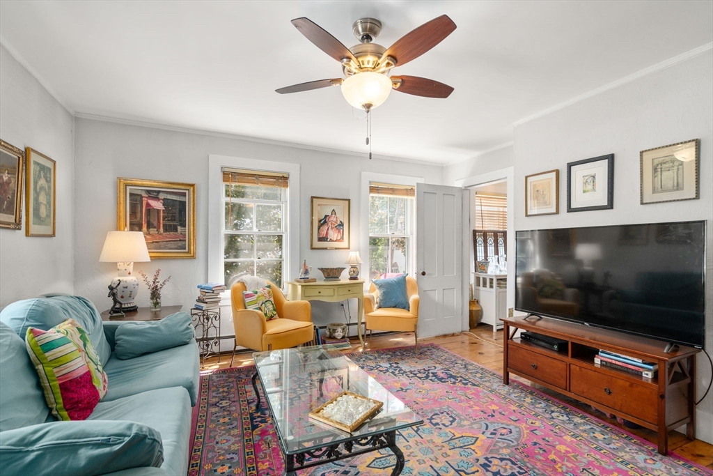 42-44 Walnut Street