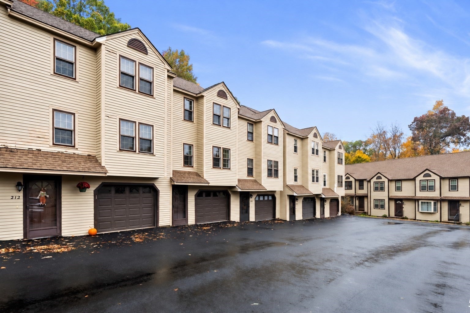 214 Morgan Dr #214, Haverhill, MA, 214 Morgan Dr #214, Haverhill, MA Photo #2