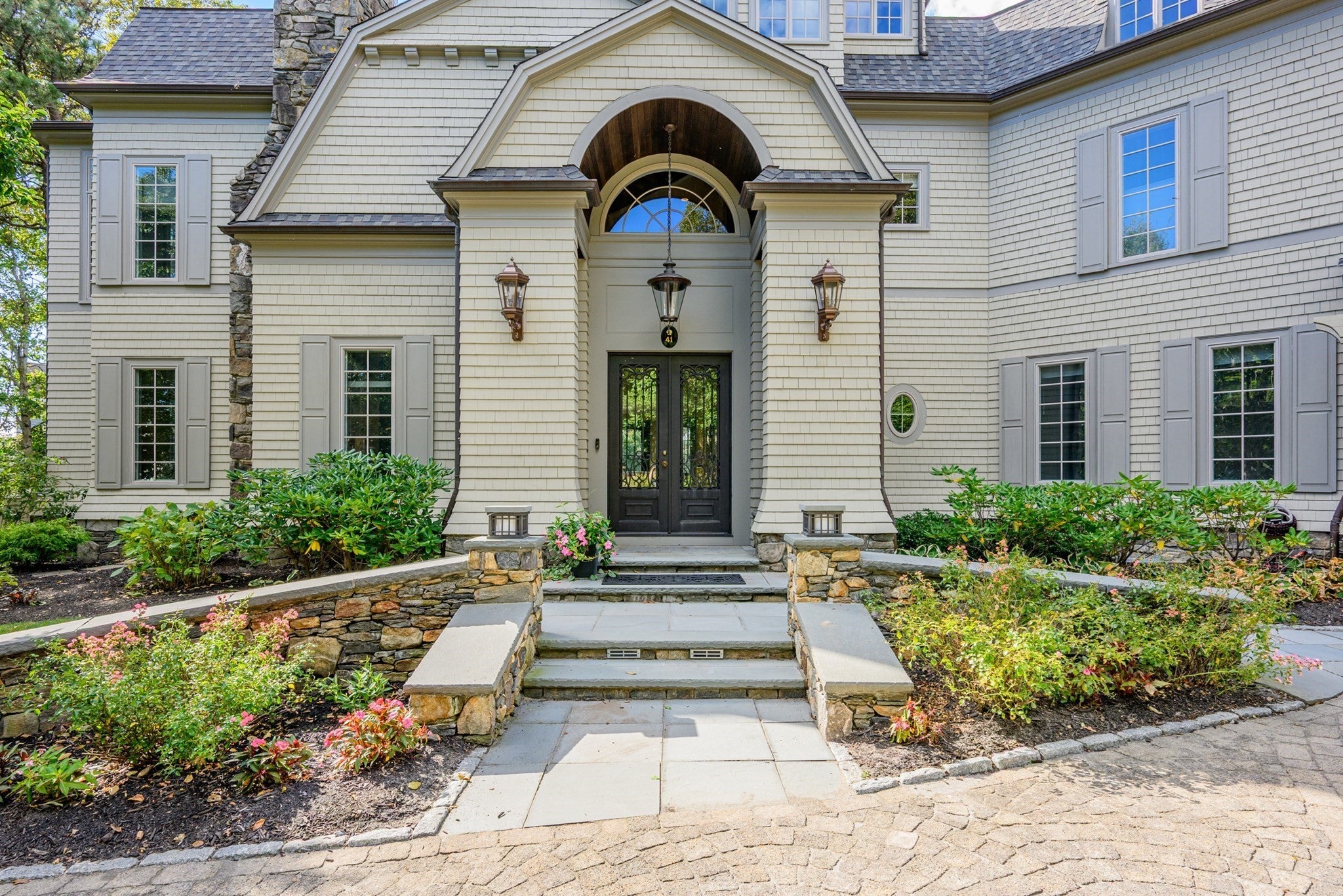 41 Shore Dr W DR, Mashpee, MA, 41 Shore Dr W DR, Mashpee, MA Photo #4