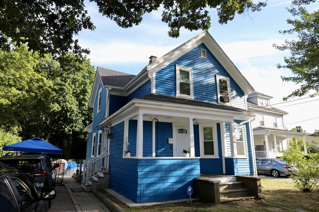 26 Hampden Ave