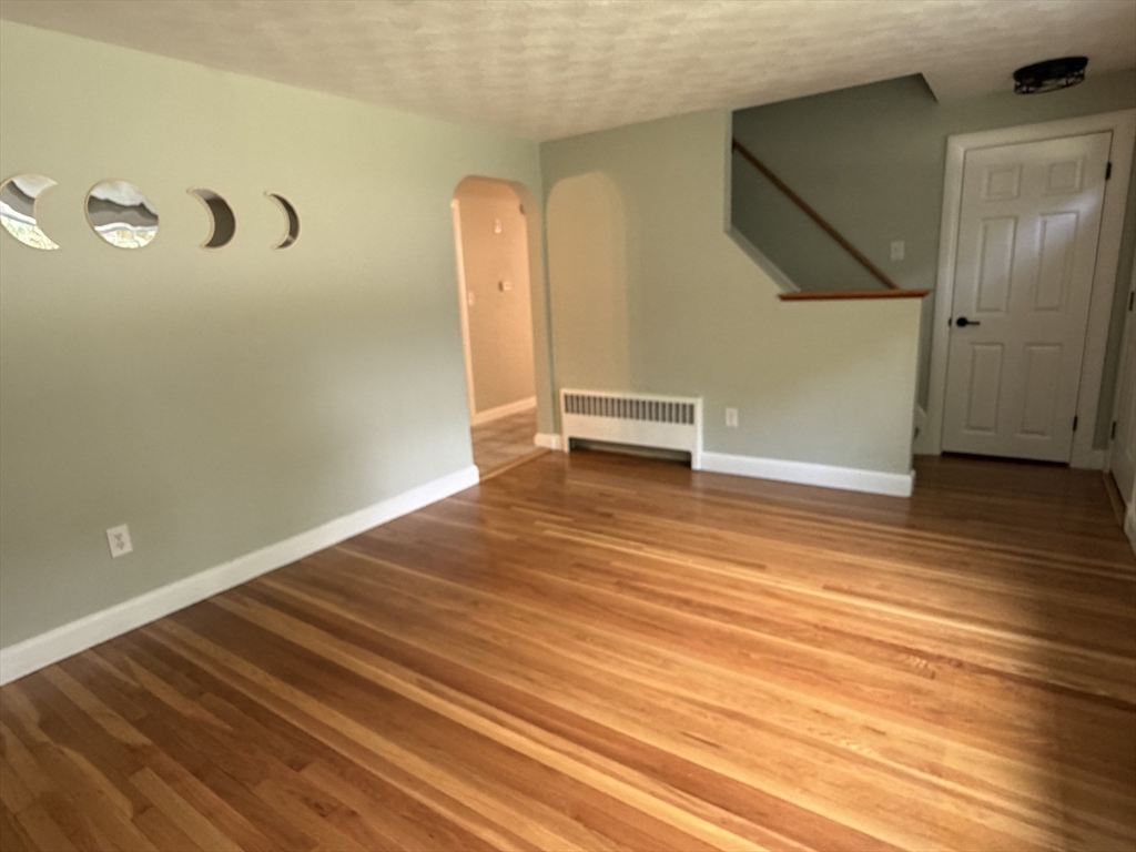 7 Wayne Dr, Foxboro, MA, 7 Wayne Dr, Foxboro, MA Photo #12