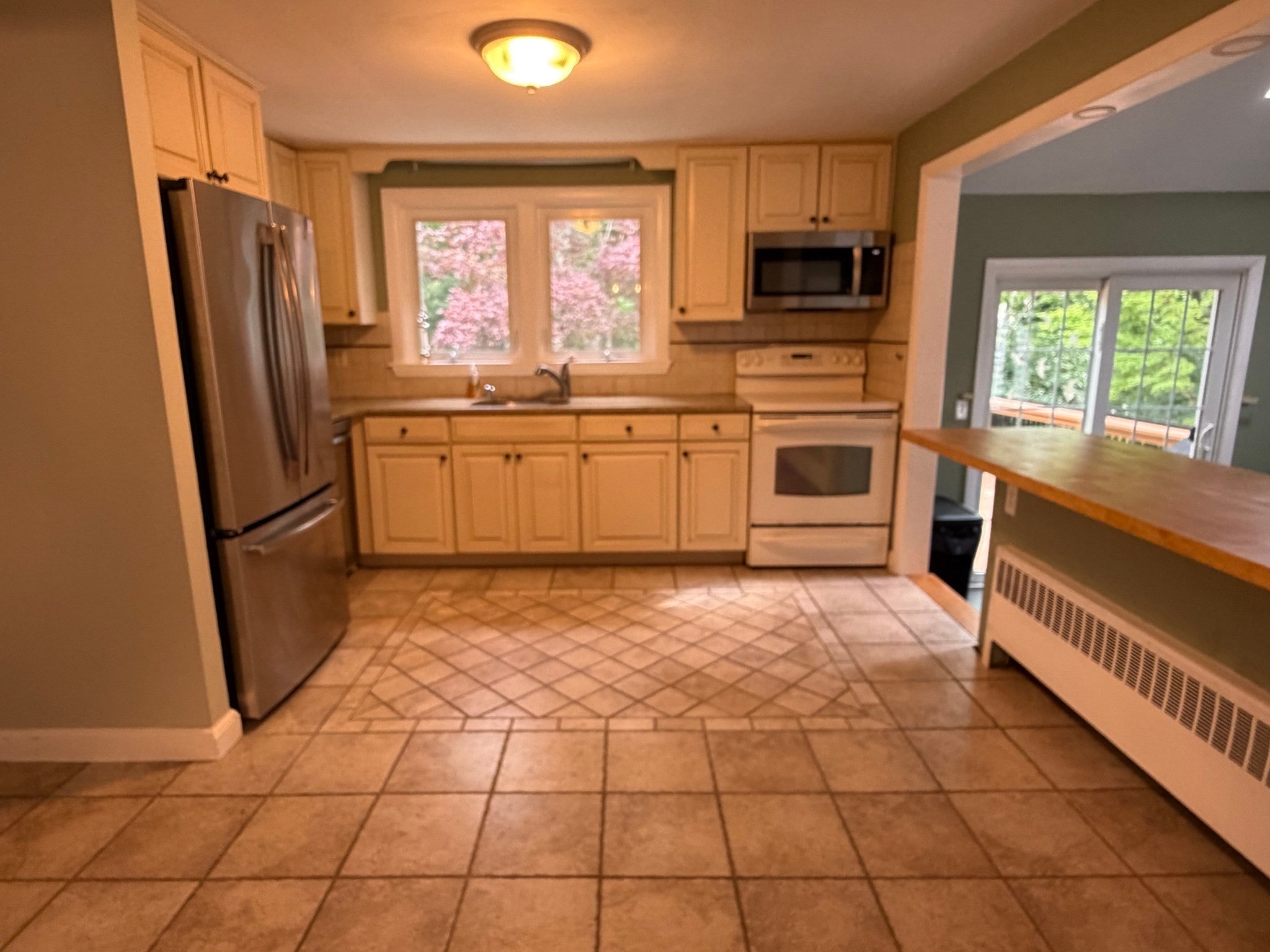 7 Wayne Dr