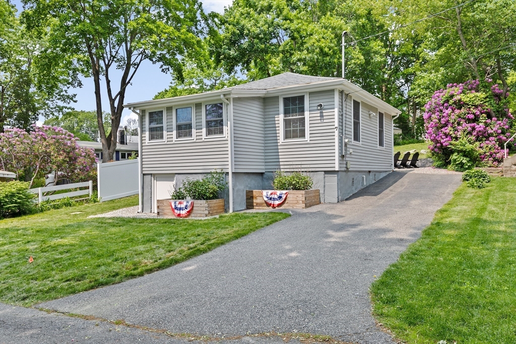 7 Waterview Ln