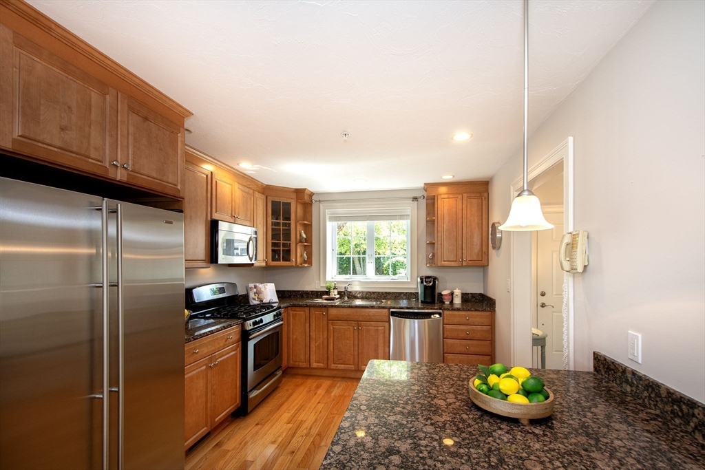 15 Maple Ln 15