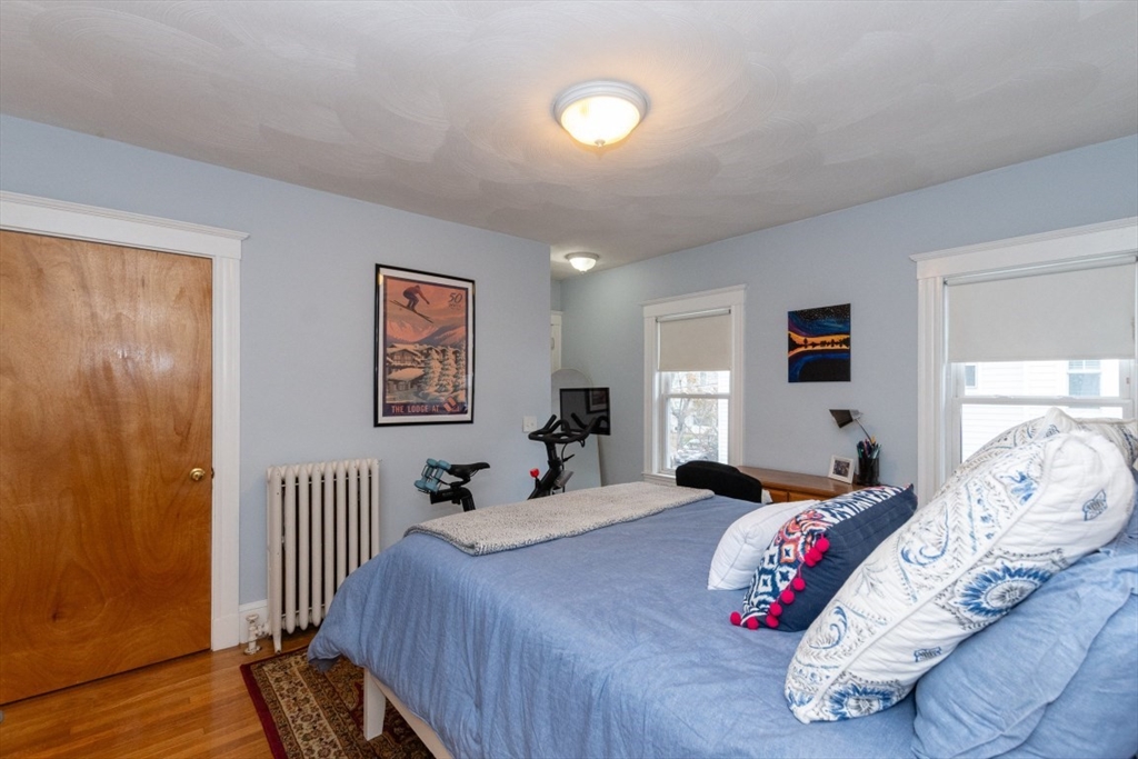 Belmont, Massachusetts 02478, United States, 2 Bedrooms Bedrooms, ,1 BathroomBathrooms,Residential,Active,249542