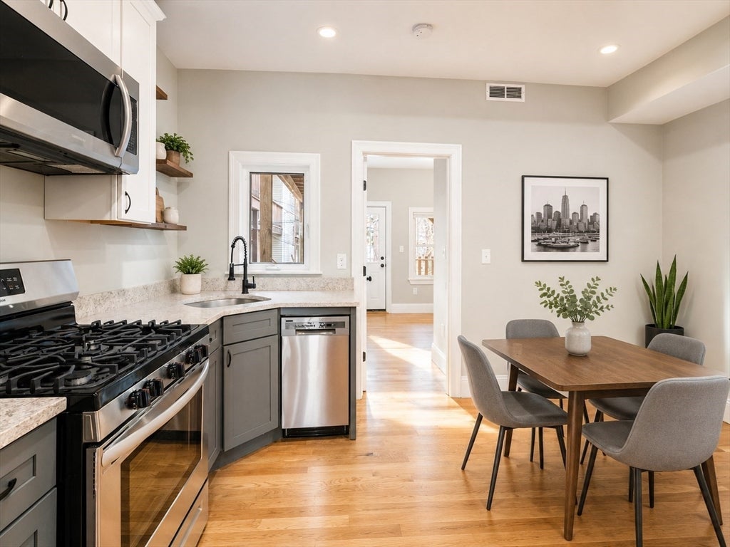 619 East 5th St #1, Boston, MA Photo #28