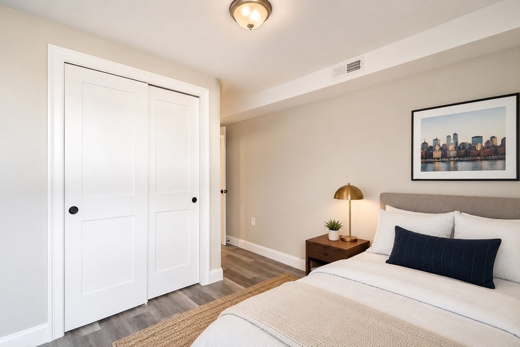 619 East 5th St #1, Boston, MA Photo #11