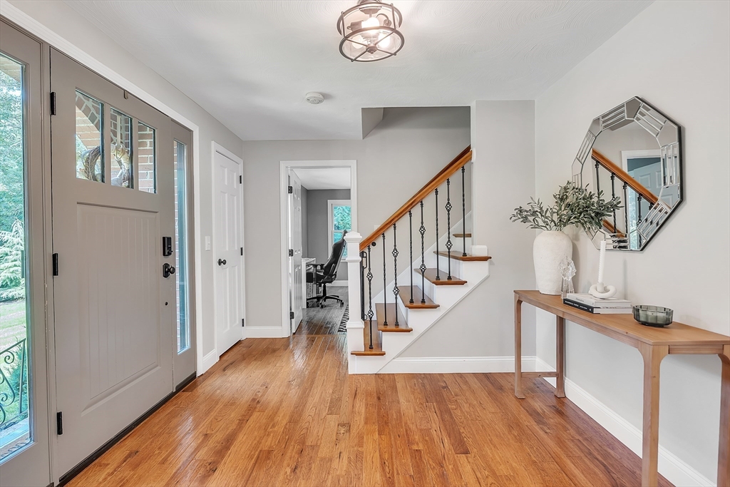 8 Pine Needle Rd