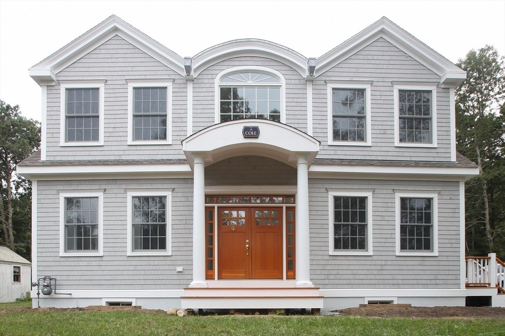 3 Baywood Dr