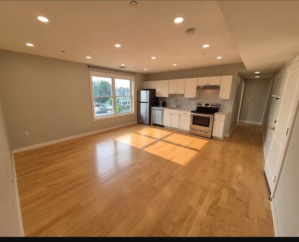344 Salem St #2, Medford, MA, 344 Salem St #2, Medford, MA Photo #1