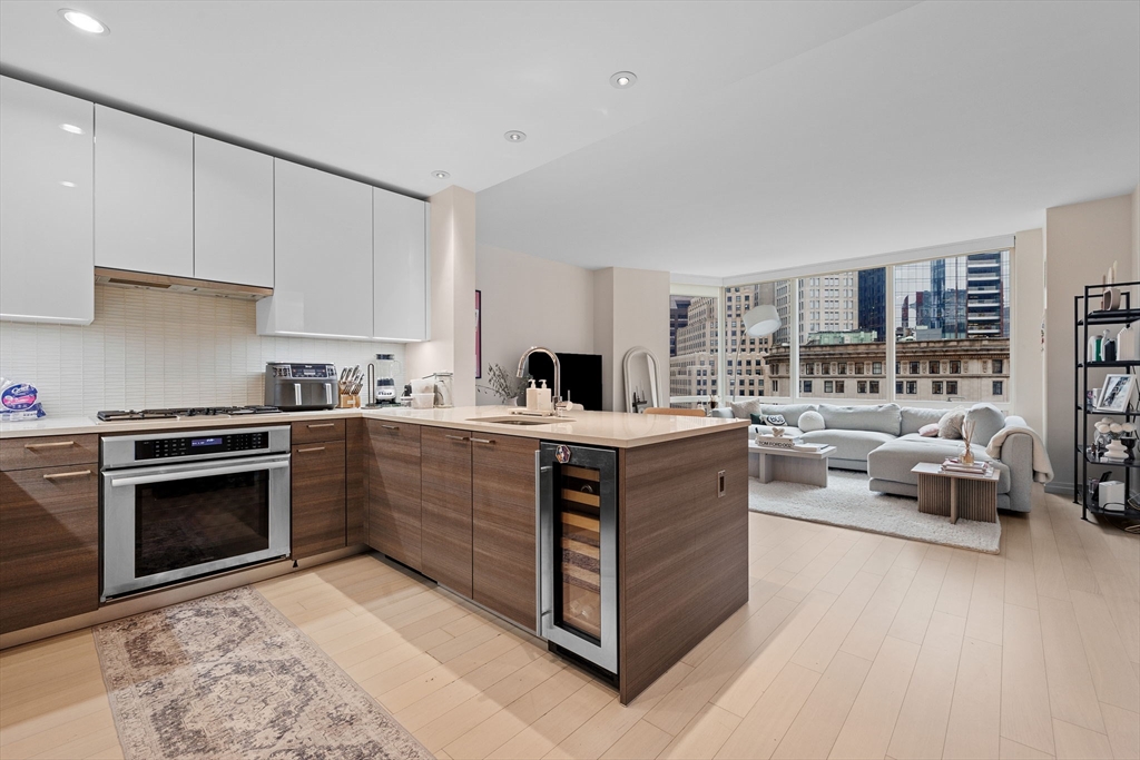 1 Franklin St 1109