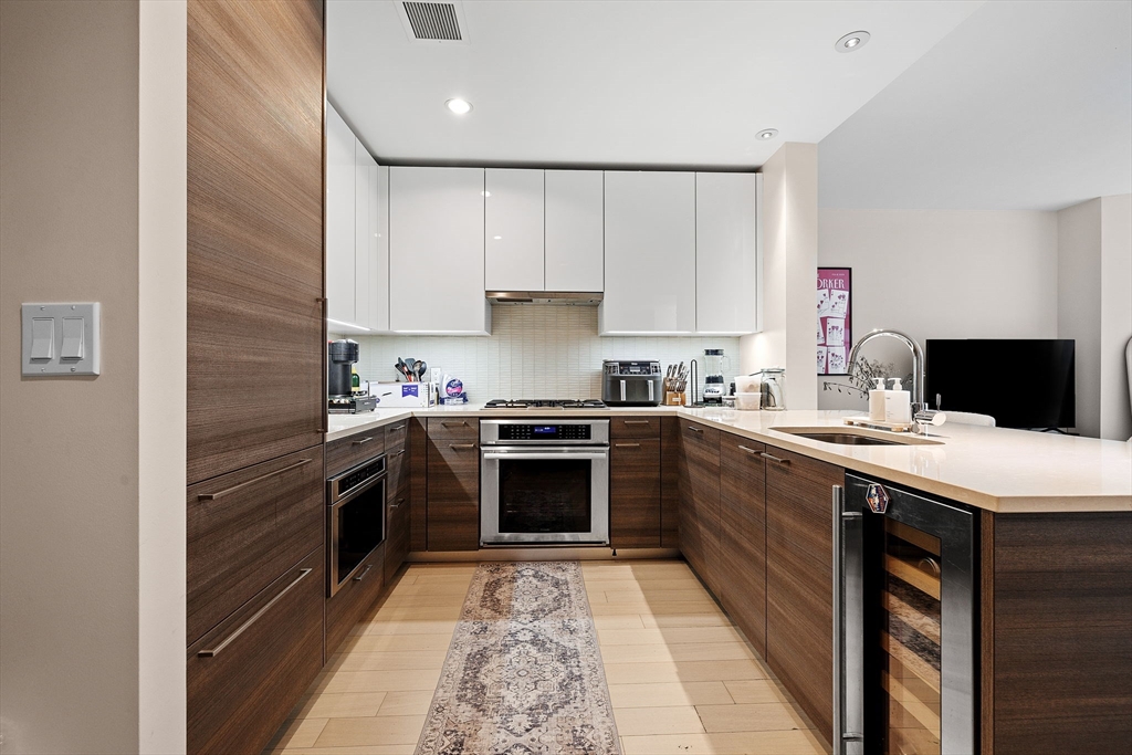 1 Franklin St 1109