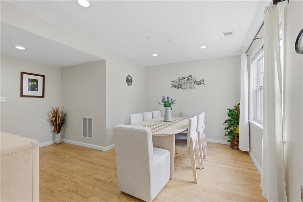 137 Clear Pond Dr 137