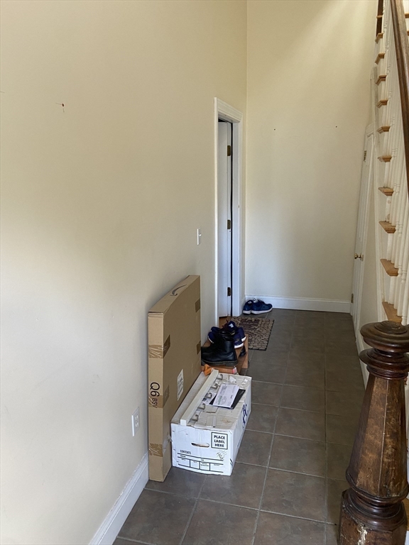 Somerville, Massachusetts 02145, United States, 2 Bedrooms Bedrooms, ,1 BathroomBathrooms,Residential,Active,166884