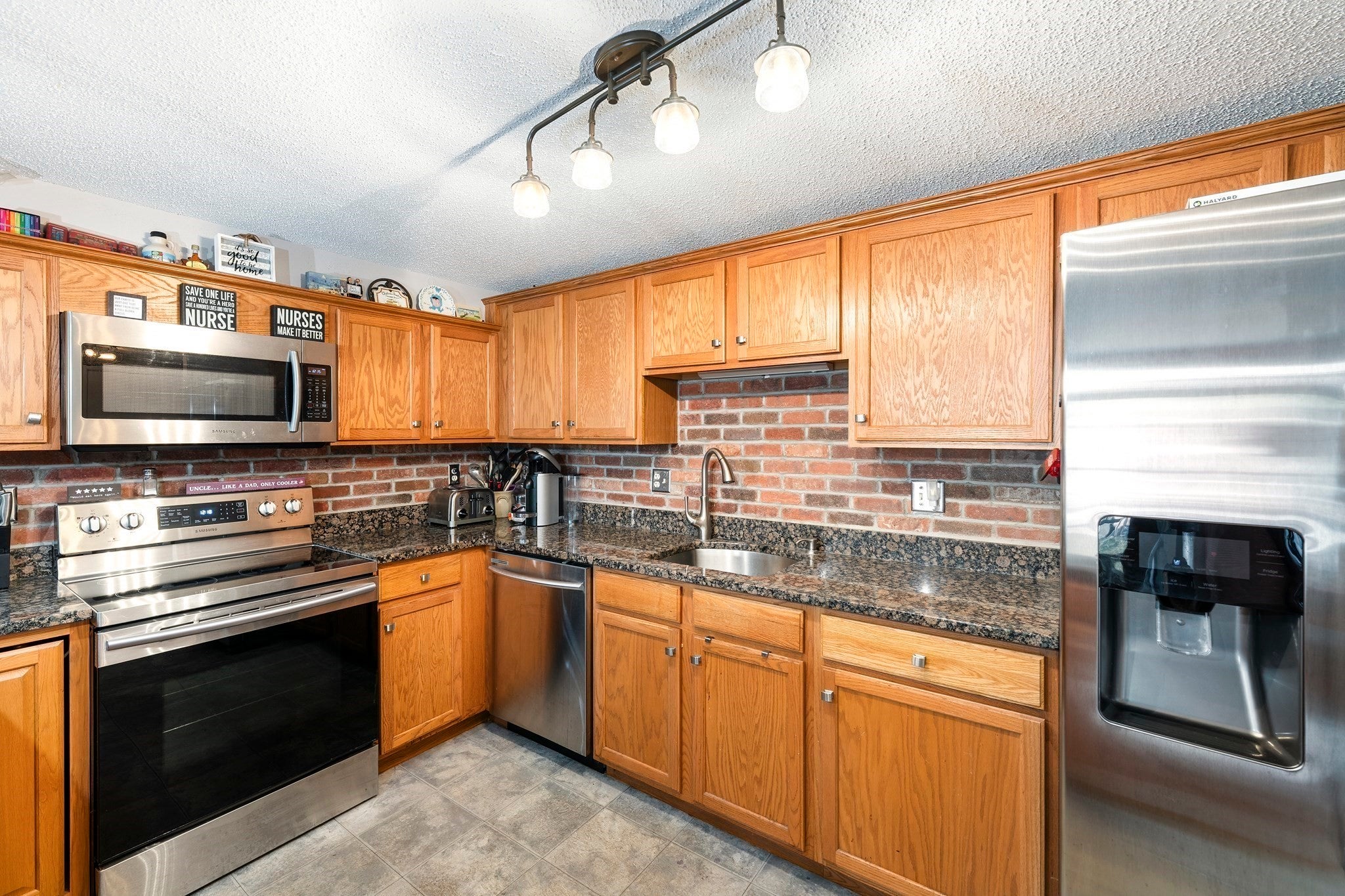 79 Waite St Ext 41