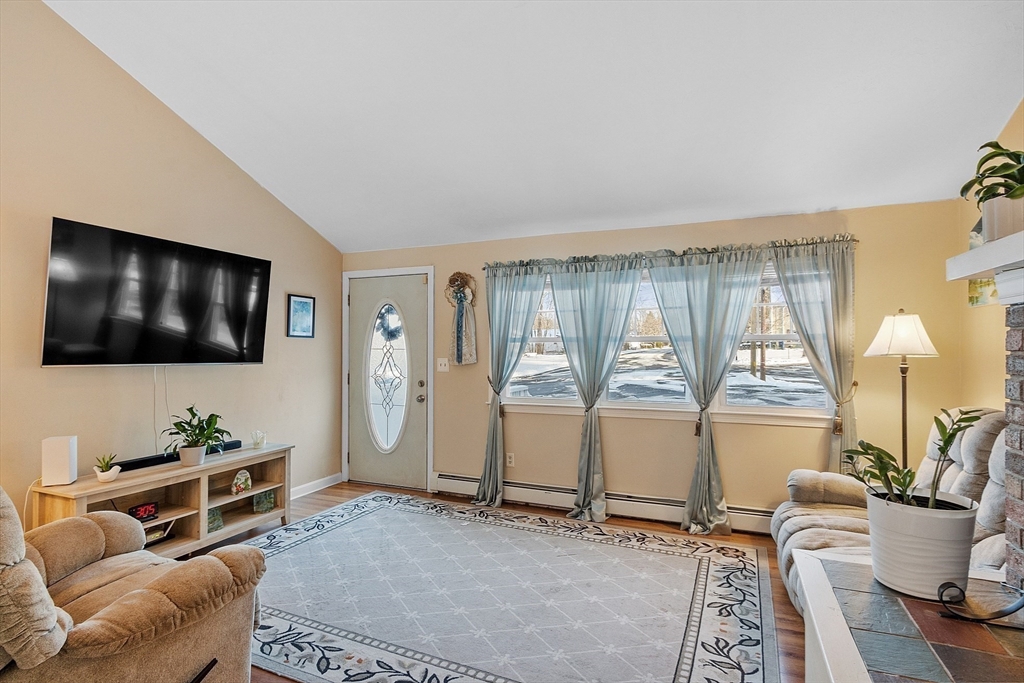 26 Belview Dr