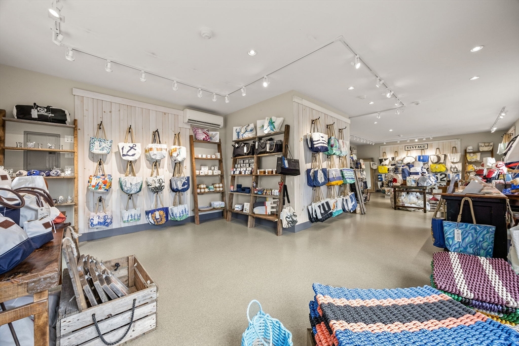 Chatham, Massachusetts 02633, United States, ,Commercial,Pending,86917