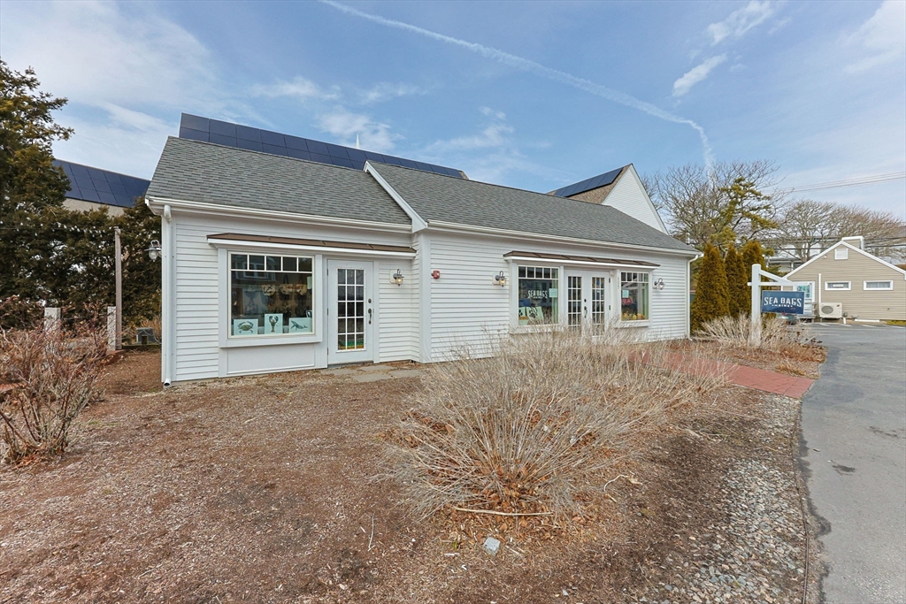 605 Main St