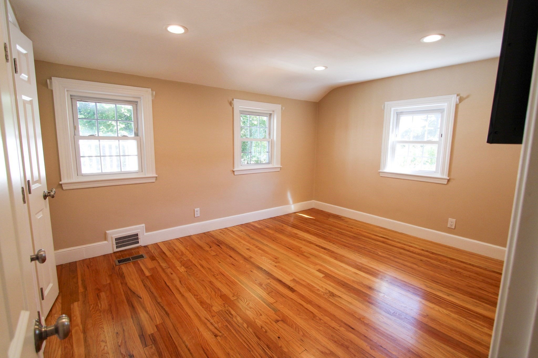 31 Governor Andrew Road, Hingham, MA, 31 Governor Andrew Road, Hingham, MA Photo #21