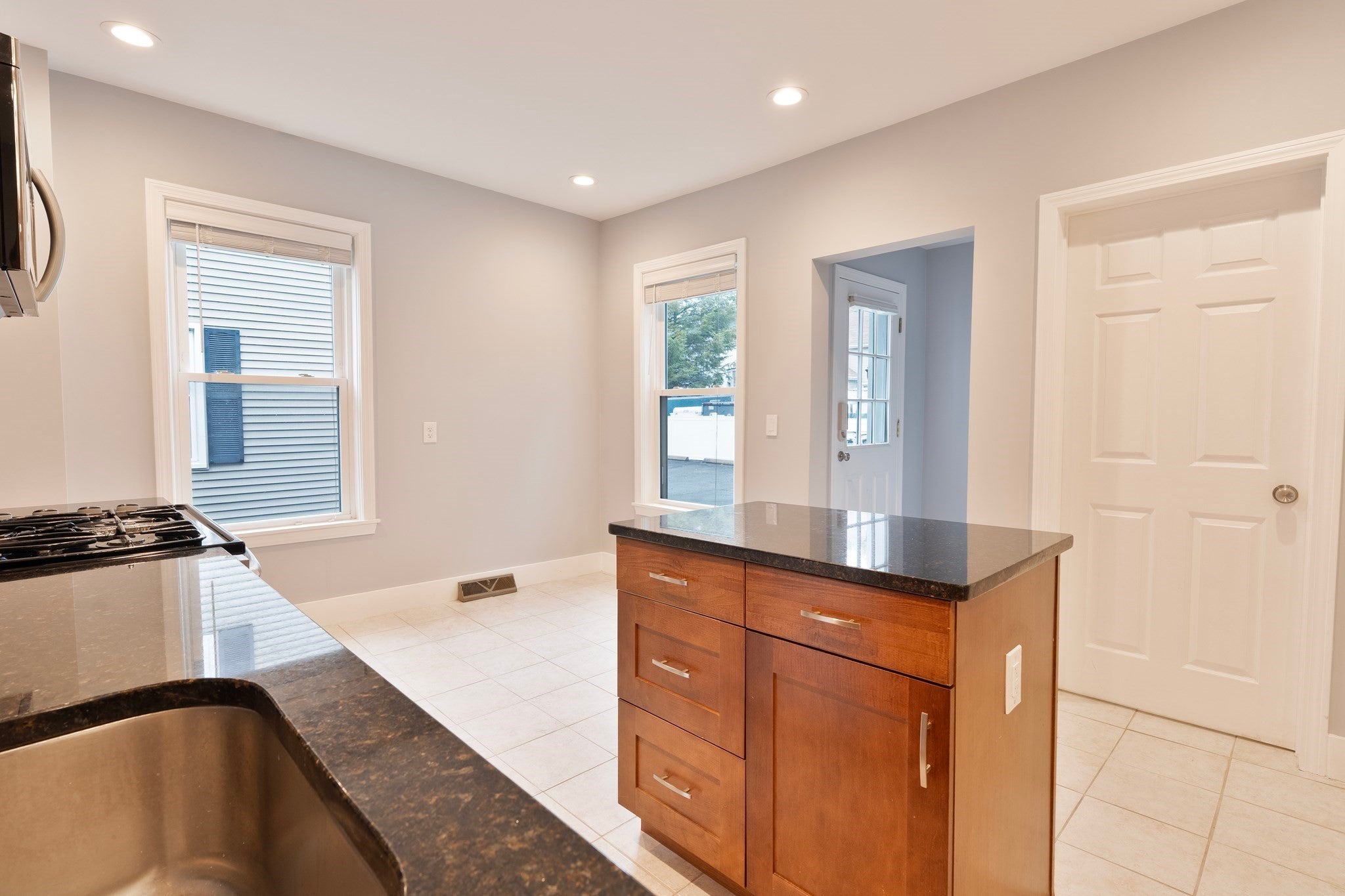13 Hartwell St #1, Waltham, MA, 13 Hartwell St #1, Waltham, MA Photo #10