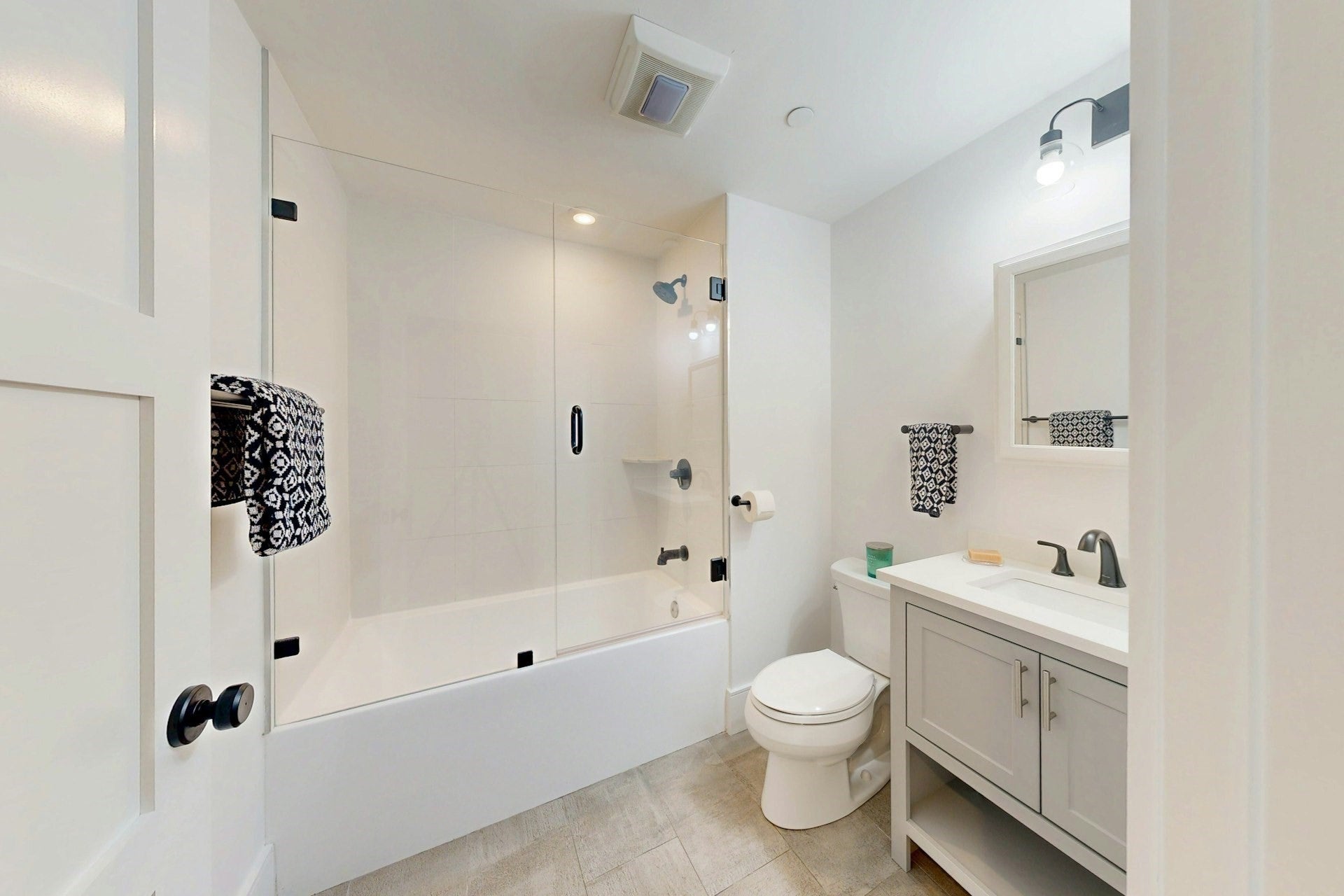 613 E 6th Street #1, Boston, MA, 613 E 6th Street #1, Boston, MA Photo #28