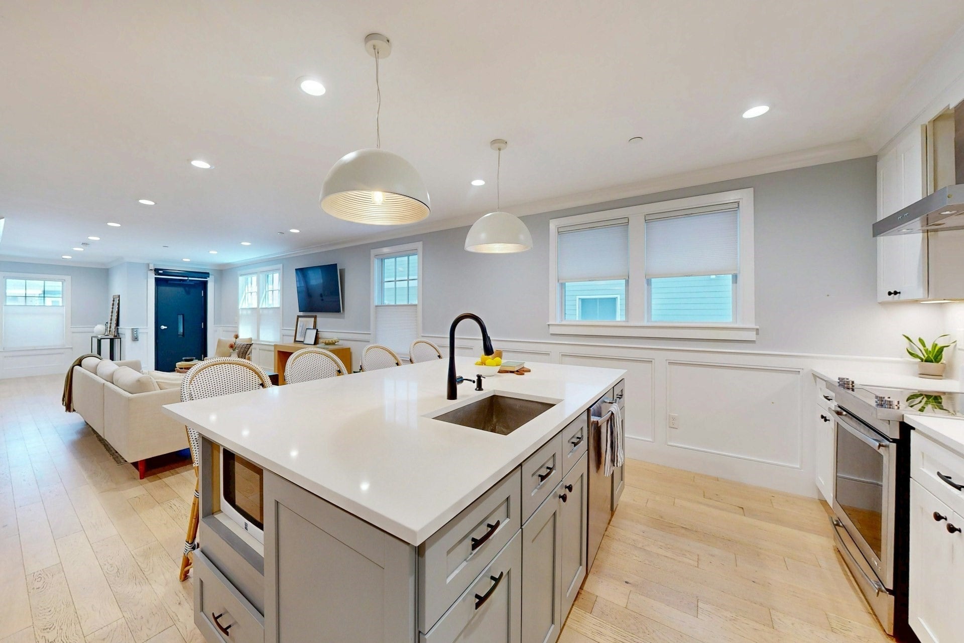 613 E 6th Street #1, Boston, MA, 613 E 6th Street #1, Boston, MA Photo #7