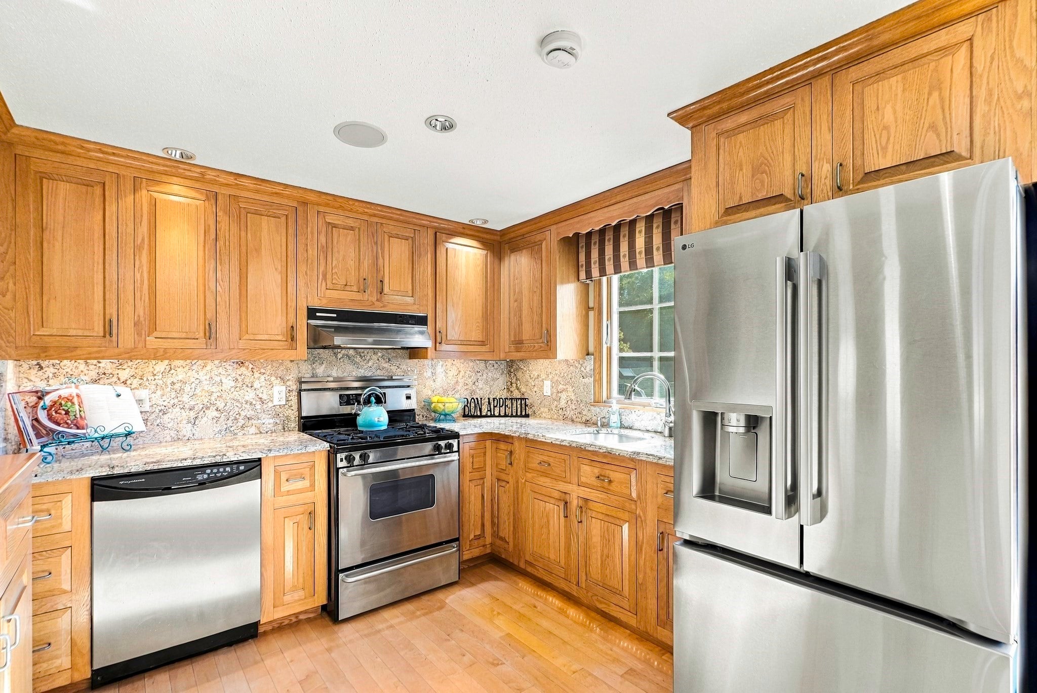 128 Ensign Rd