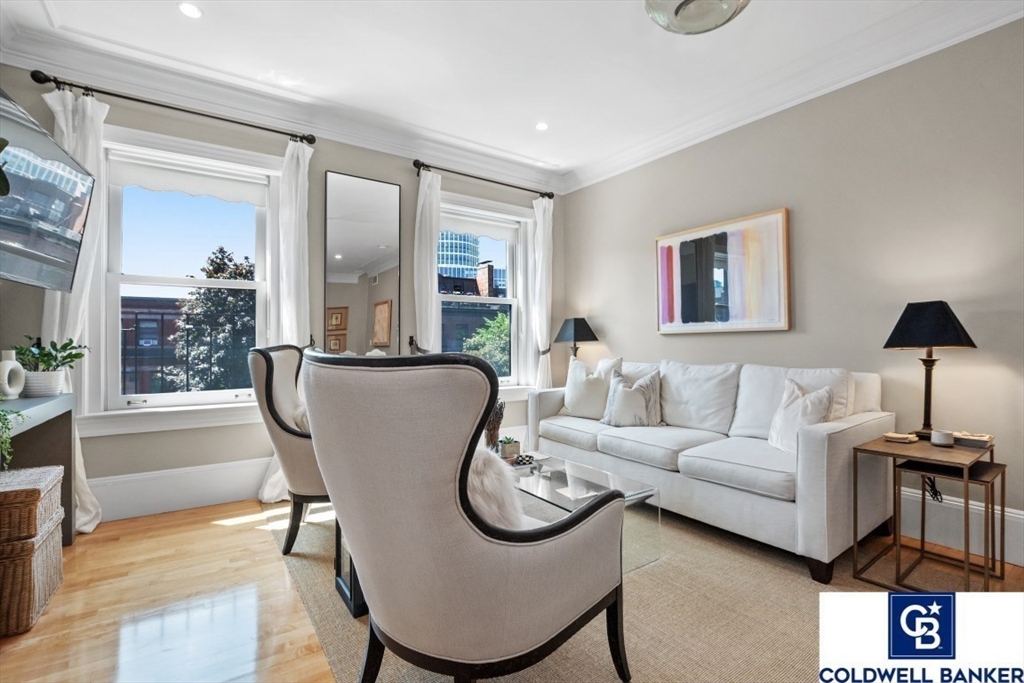 395 Marlborough St 9