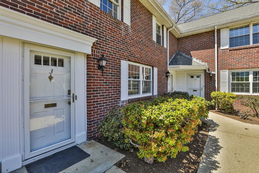 21 Westerly St 3
