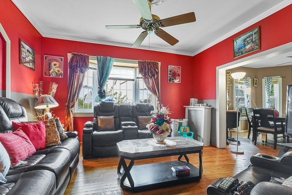6 Maitland Ave