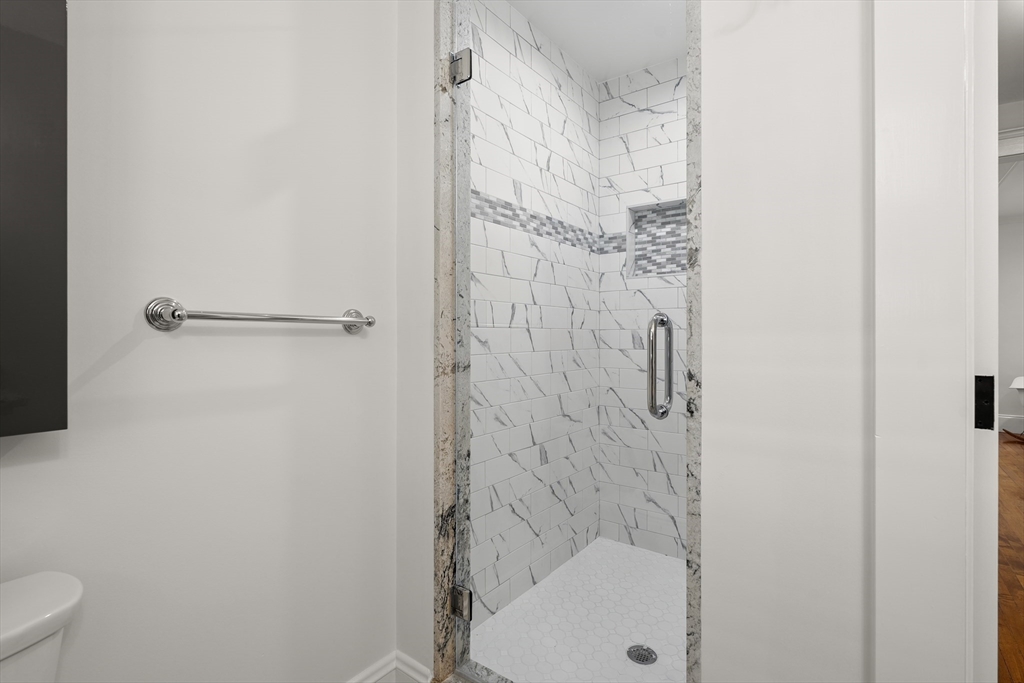 45 Hillside AVE #2, Arlington, MA Photo #19