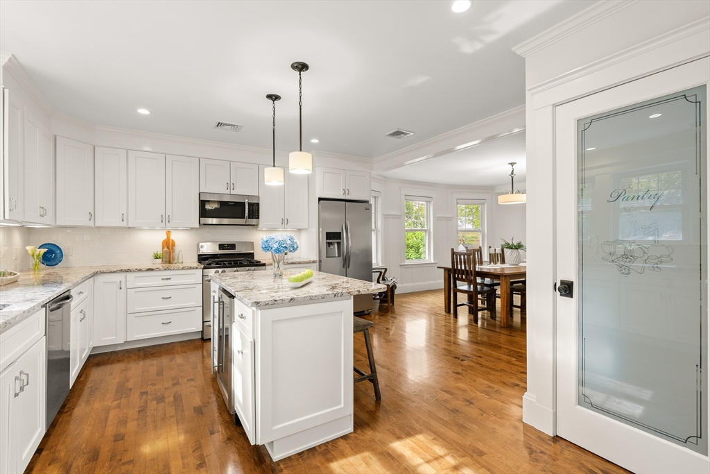 45 Hillside AVE #2, Arlington, MA Photo #15