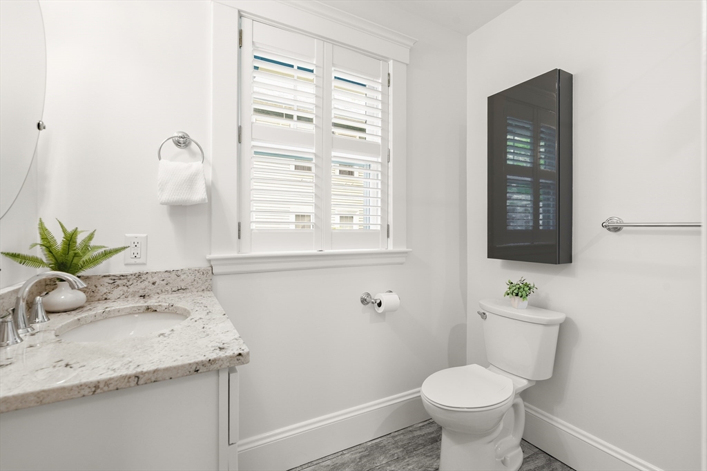 45 Hillside AVE #2, Arlington, MA Photo #18