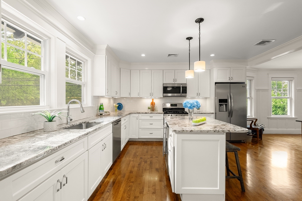 45 Hillside AVE #2, Arlington, MA Photo #14