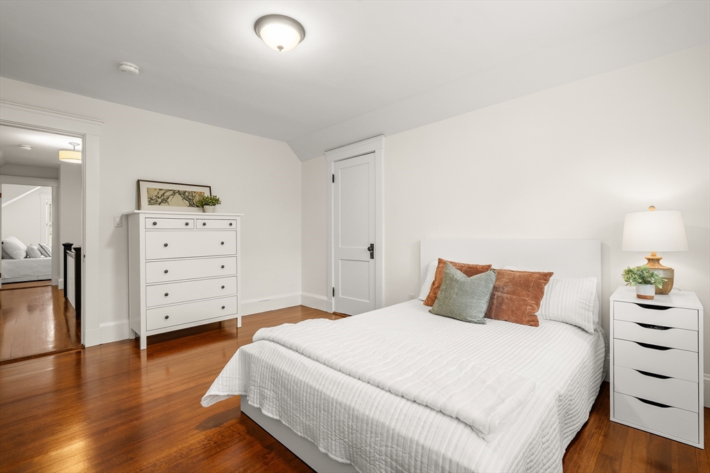 45 Hillside AVE #2, Arlington, MA Photo #32