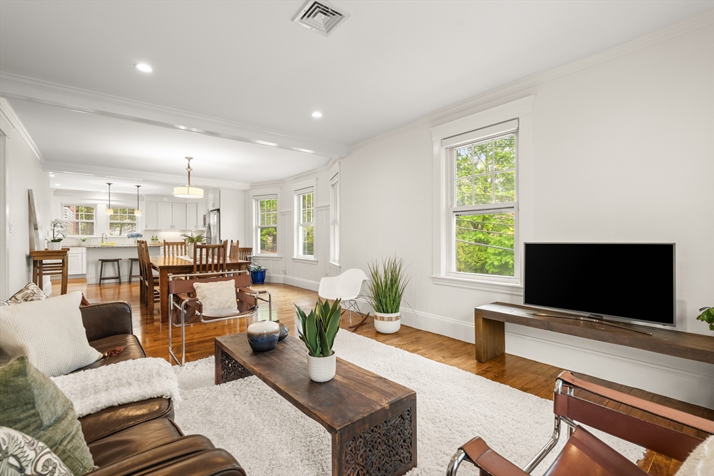 45 Hillside AVE #2, Arlington, MA Photo #6