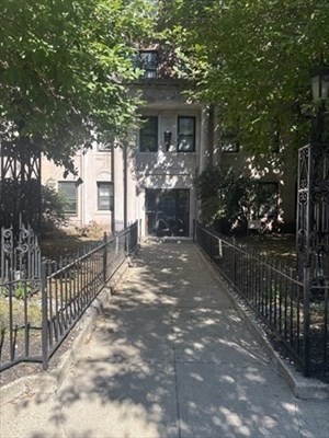 2001 Commonwealth Ave 2