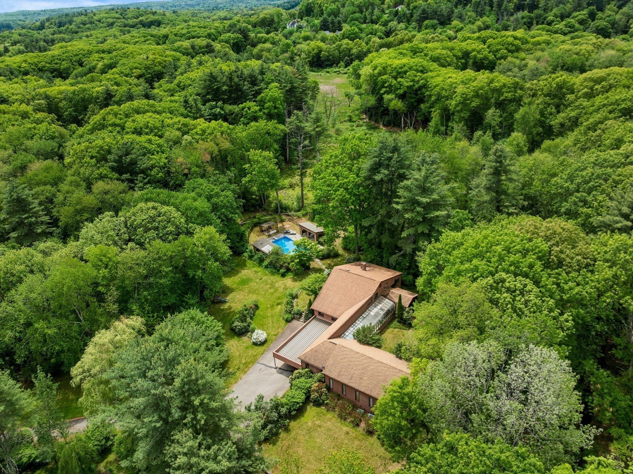 29 Pine Ridge Rd