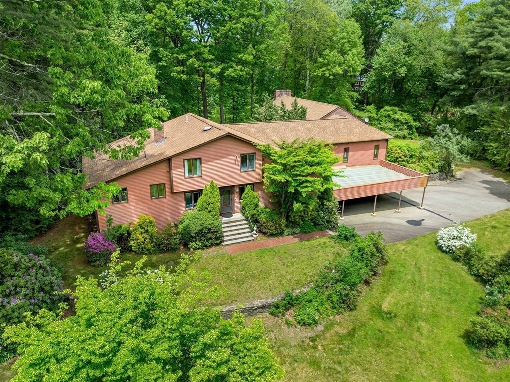 29 Pine Ridge Rd