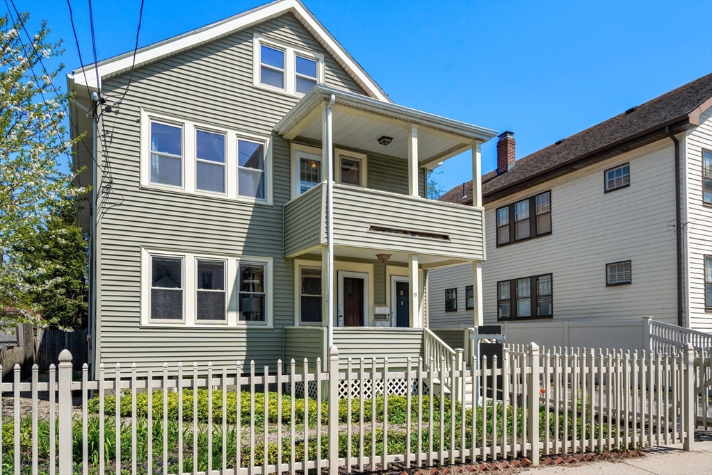 19-19A Haskell St