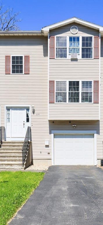Photo of 22-B Bancroft St, Worcester, MA 01610 (MLS # 73529275)