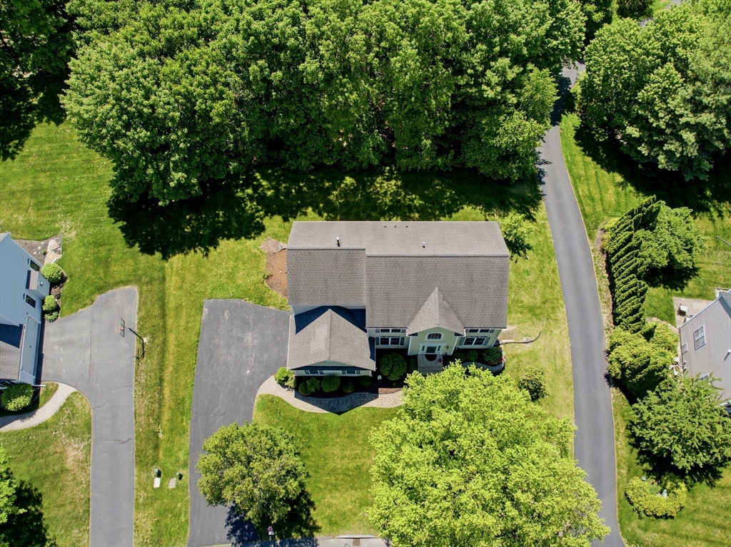 21 Seaver Farm Ln